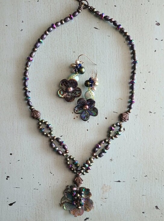 Jewelry - Freshwater Pearl And Abalone Shell Purple Flower Necklace and Earring Set -